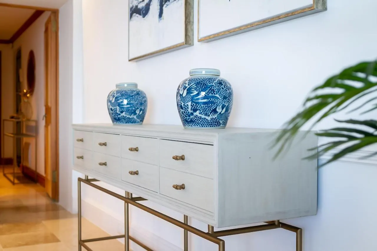 Marbella Banus Suites - Puerto Banus Marina Harbour Seafront Apartment Spanyolország