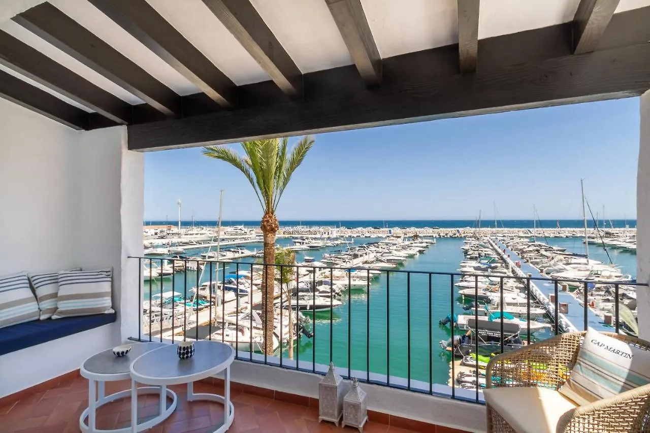 Marbella Banus Suites - Puerto Banus Marina Harbour Seafront Apartment