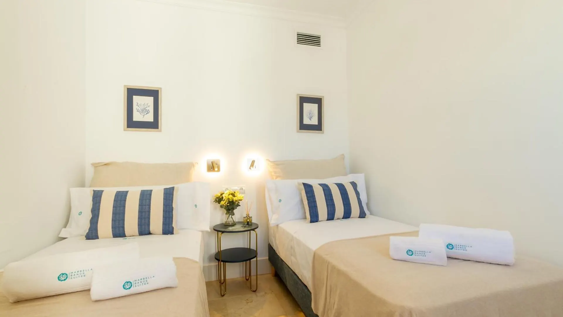 Marbella Banus Suites - Puerto Banus Marina Harbour Seafront Apartment
