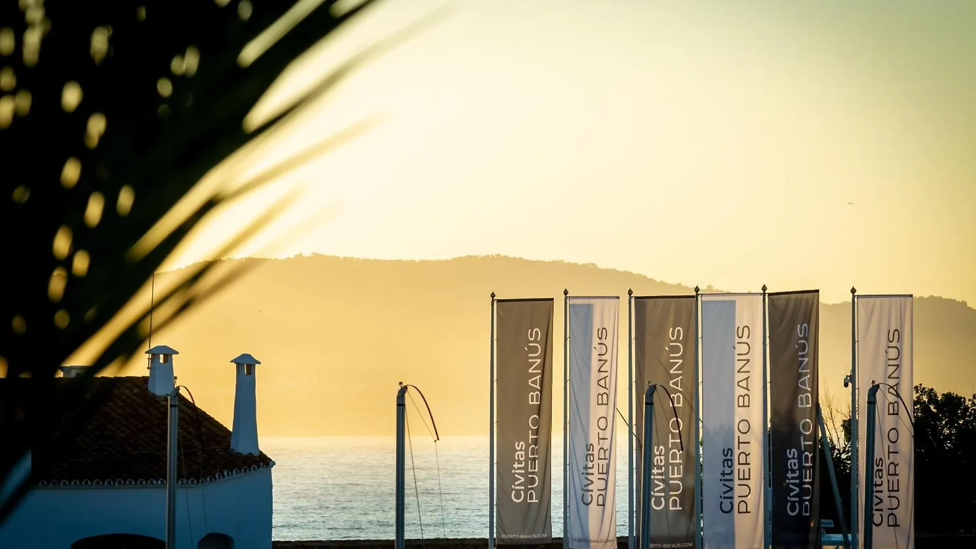 Marbella Banus Suites - Puerto Banus Marina Harbour Seafront Apartment 0*,  Spain